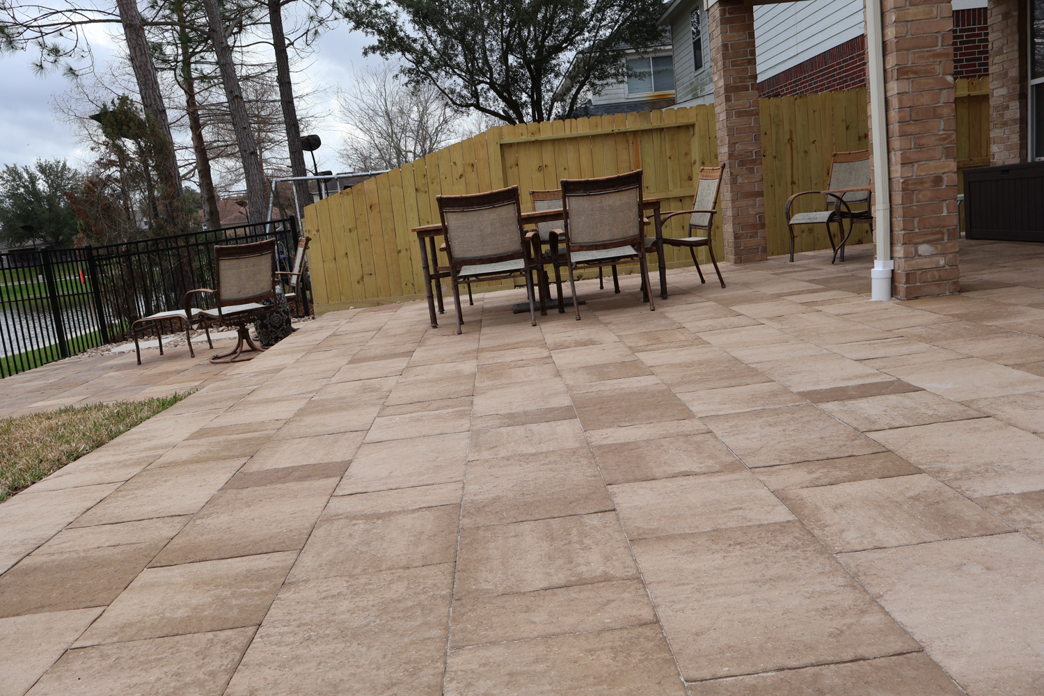 Bezuz-Lawn-and-Landscaping_Houston-and-Katy-Landscaper-24