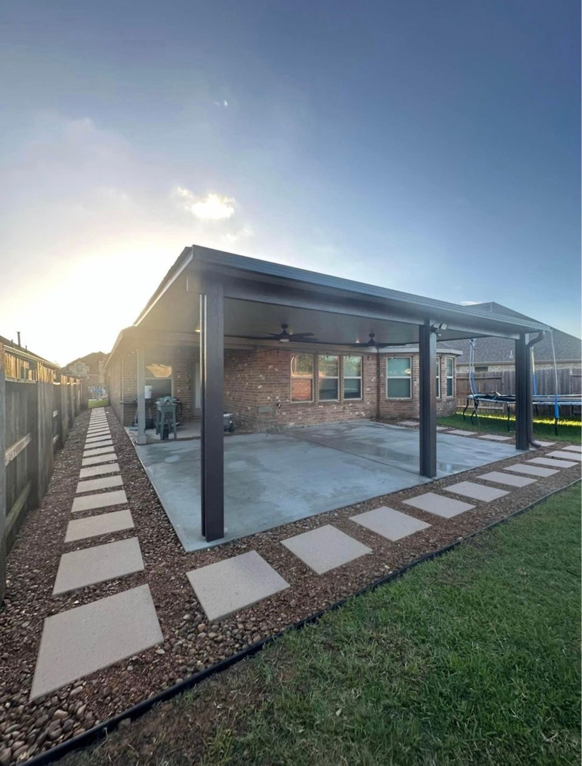 Bezuz-Lawn-and-Landscaping_Residential-Landscaping-in-Katy-TX-016