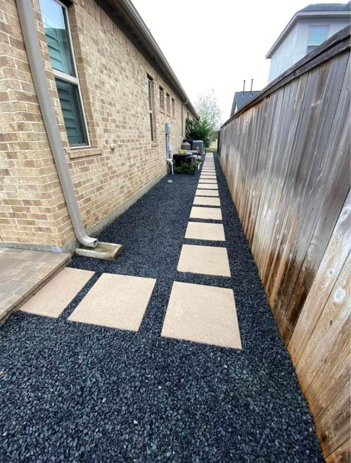 Bezuz-Lawn-and-Landscaping_Residential-Landscaping-in-Katy-TX-034