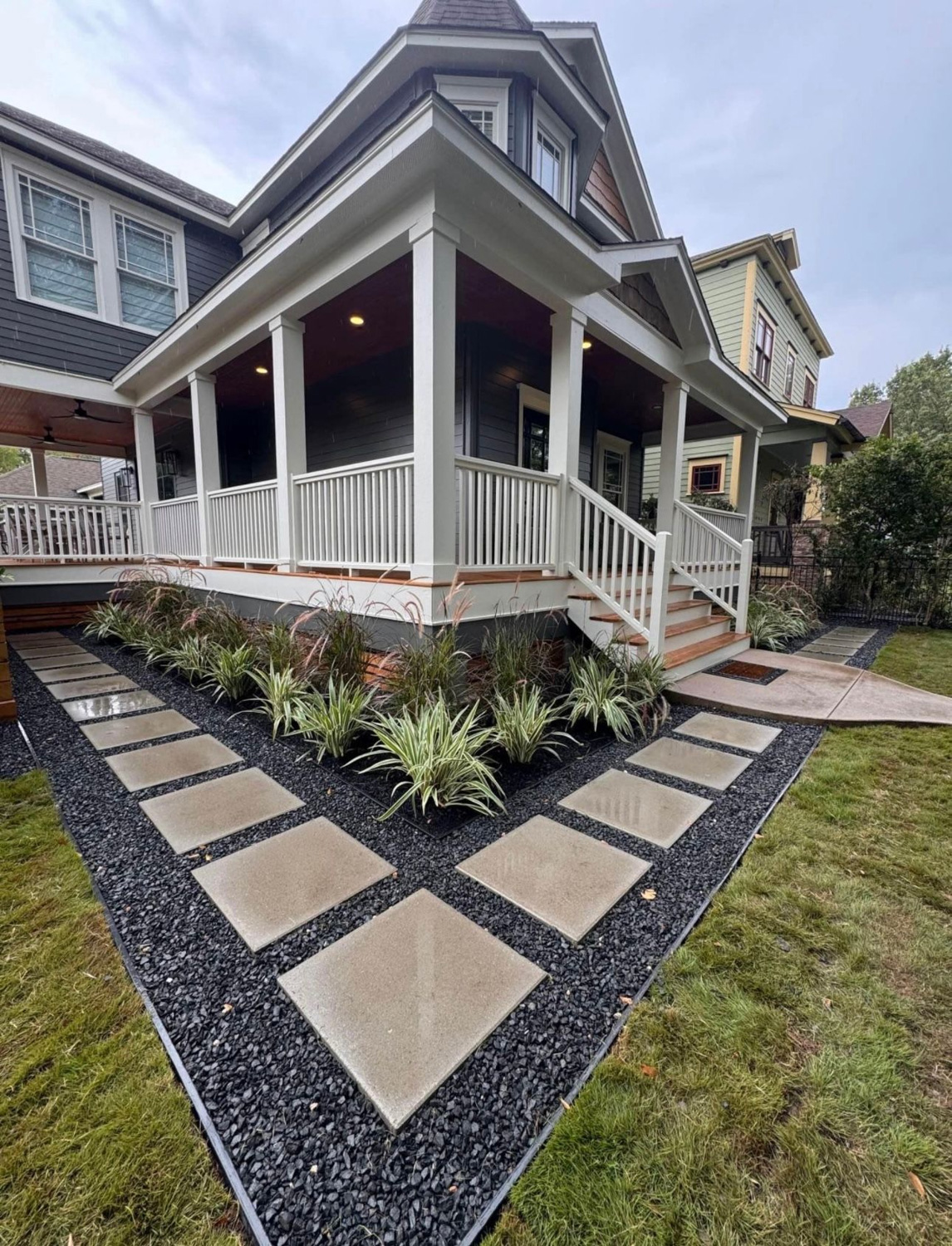 Bezuz-Lawn-and-Landscaping_Residential-Landscaping-in-Katy-TX-068