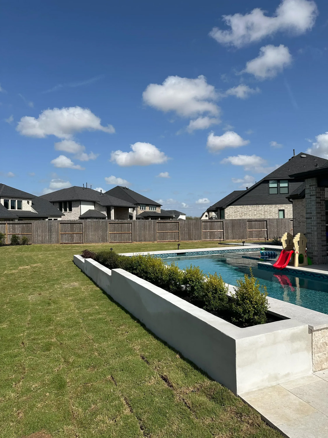 Bezuz-Lawn-and-Landscaping_Residential-Landscaping-in-Katy-TX-092