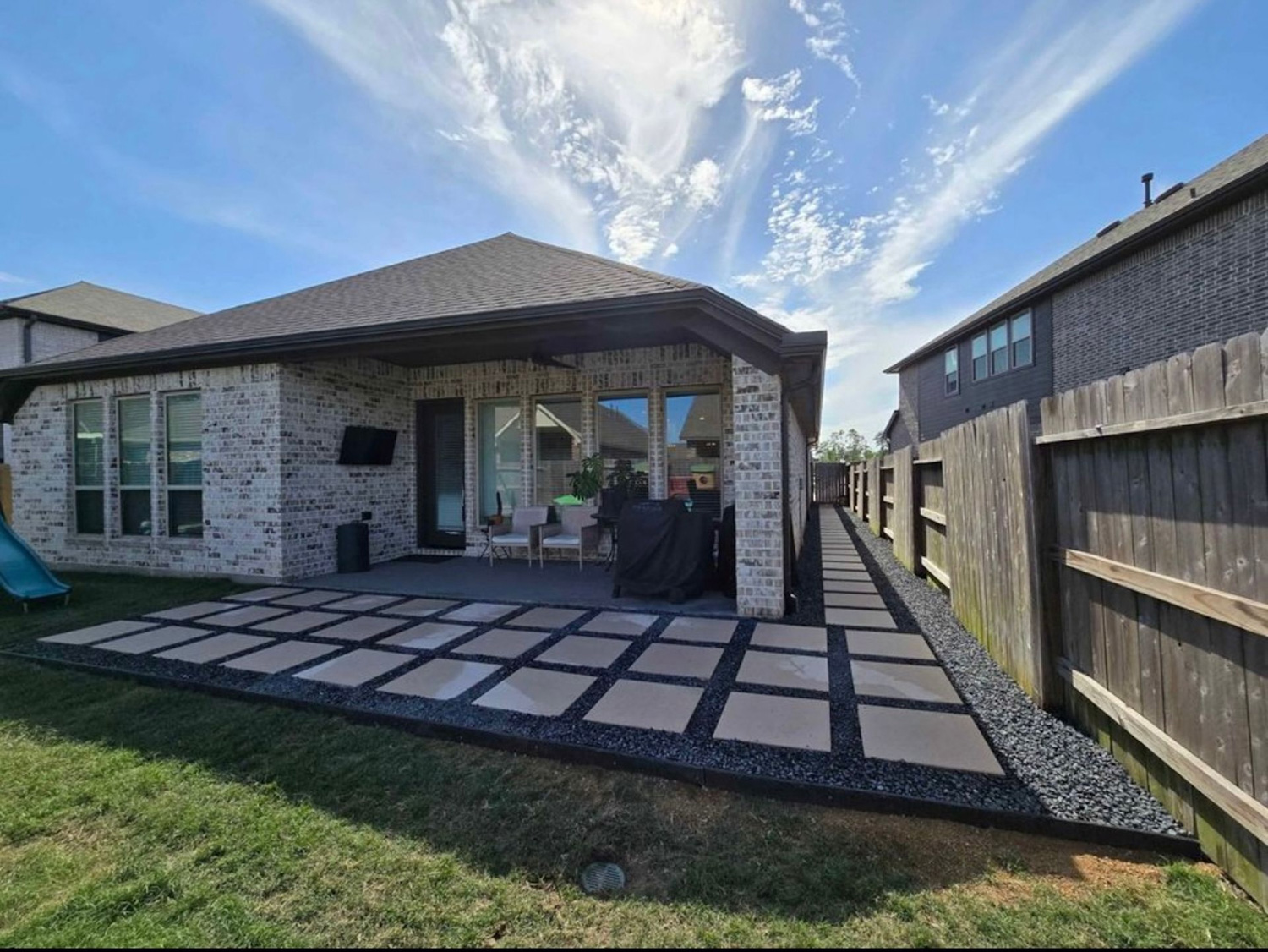 Bezuz-Lawn-and-Landscaping_Residential-Landscaping-in-Katy-TX-125