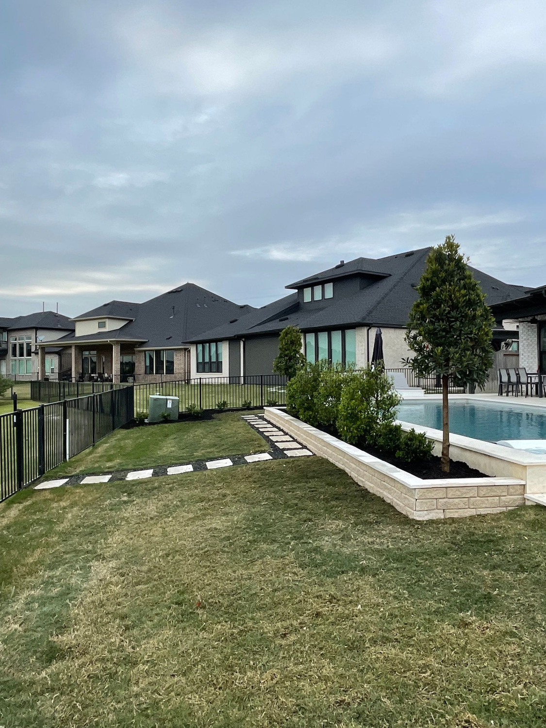 Bezuz-Lawn-and-Landscaping_Residential-Landscaping-in-Katy-TX-141