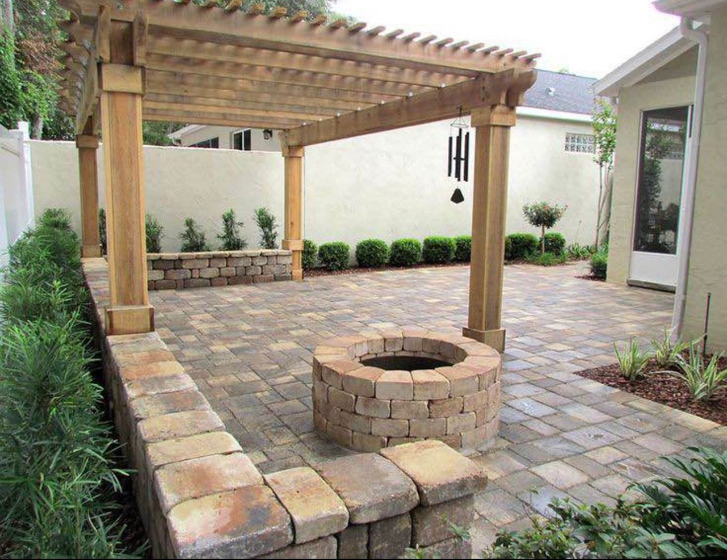 Bezuz-Lawn-and-Landscaping_Residential-Landscaping-in-Katy-TX-150