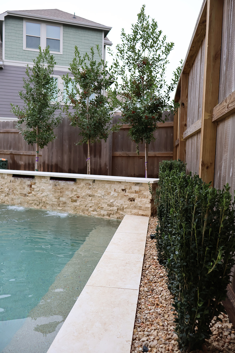 Bezuz-Landscaping-and-Design-Artificial-Turf-in-Katy-120