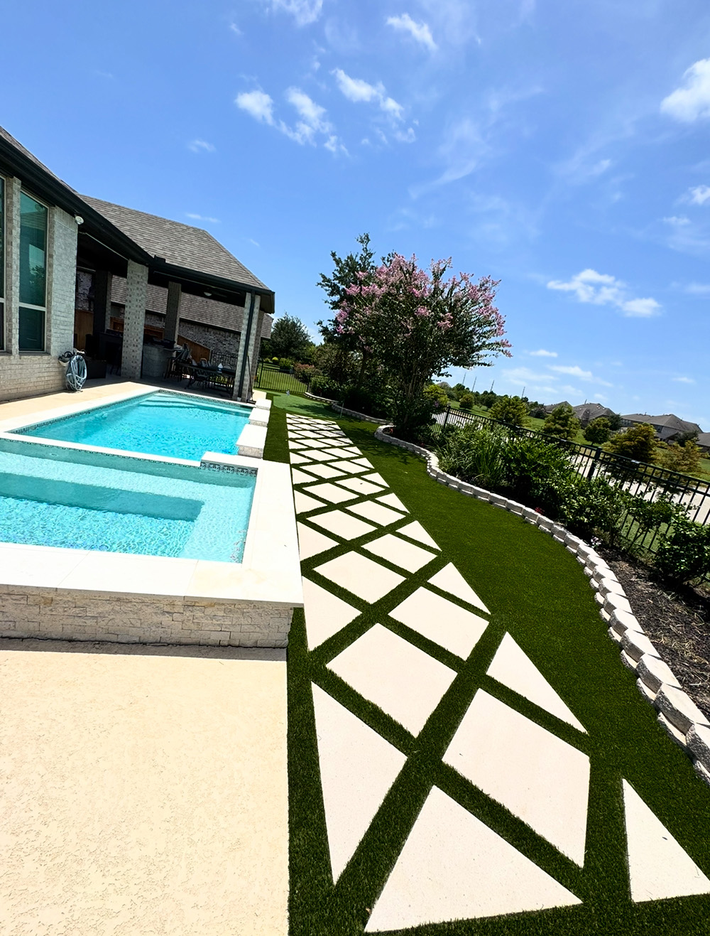 Bezuz-Landscaping-and-Design-Artificial-Turf-in-Katy-129