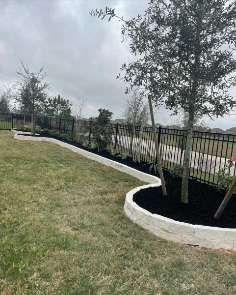 Bezuz-Lawn-and-Landscaping_Residential-Landscaping-in-Katy-TX-147