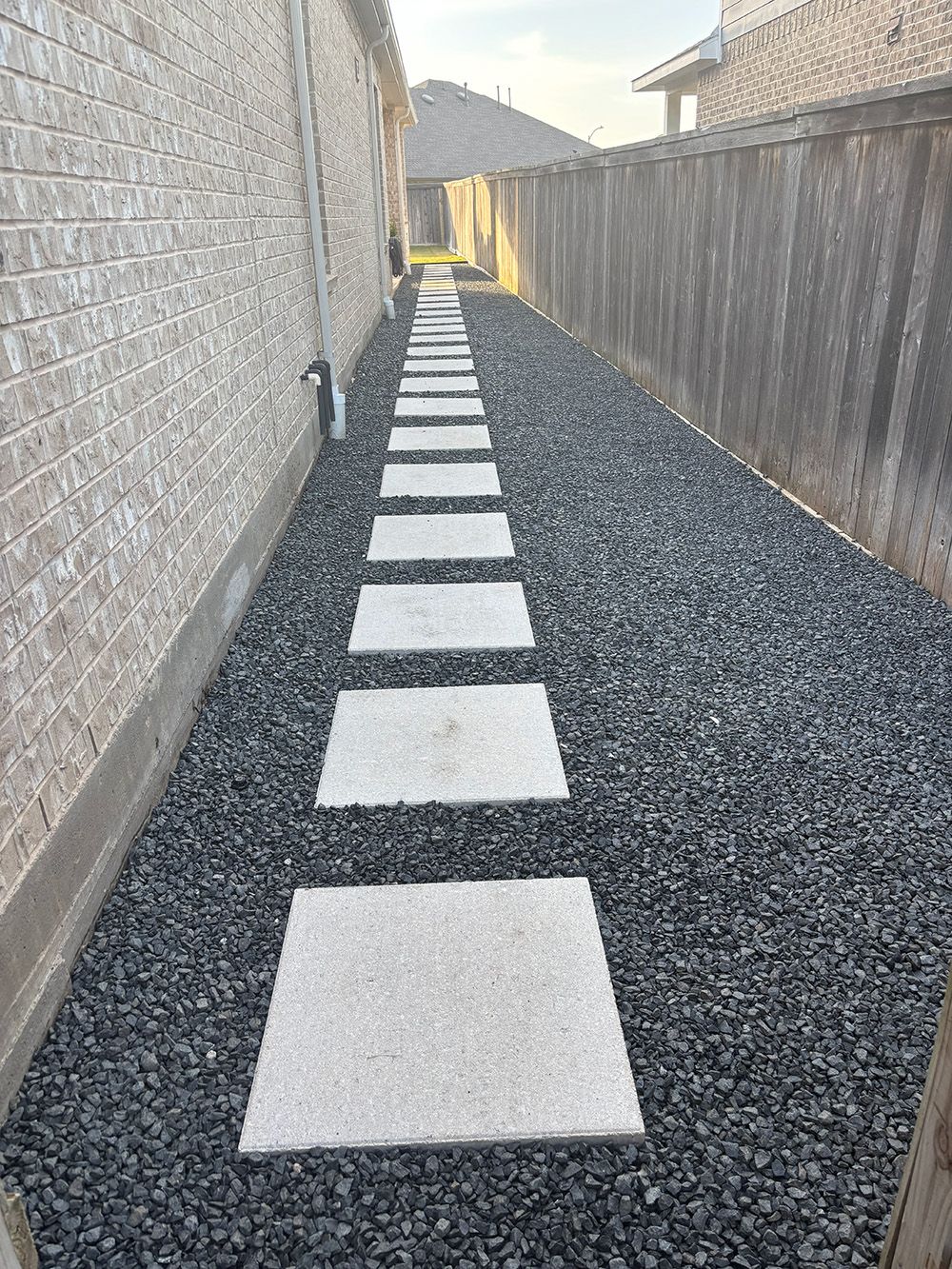 Bezuz-Lawn-and-Landscaping_Artificial-Turf-in-Katy-127