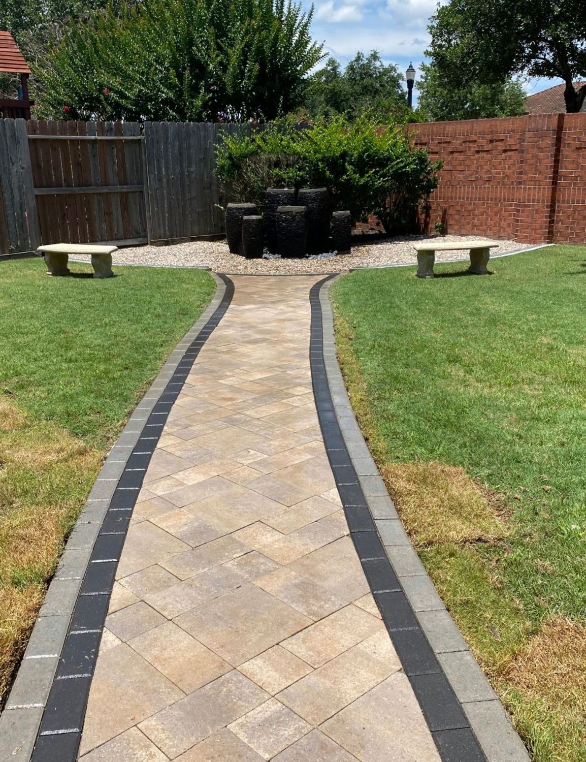 Bezuz-Lawn-and-Landscaping_Residential-Landscaping-in-Katy-TX-078