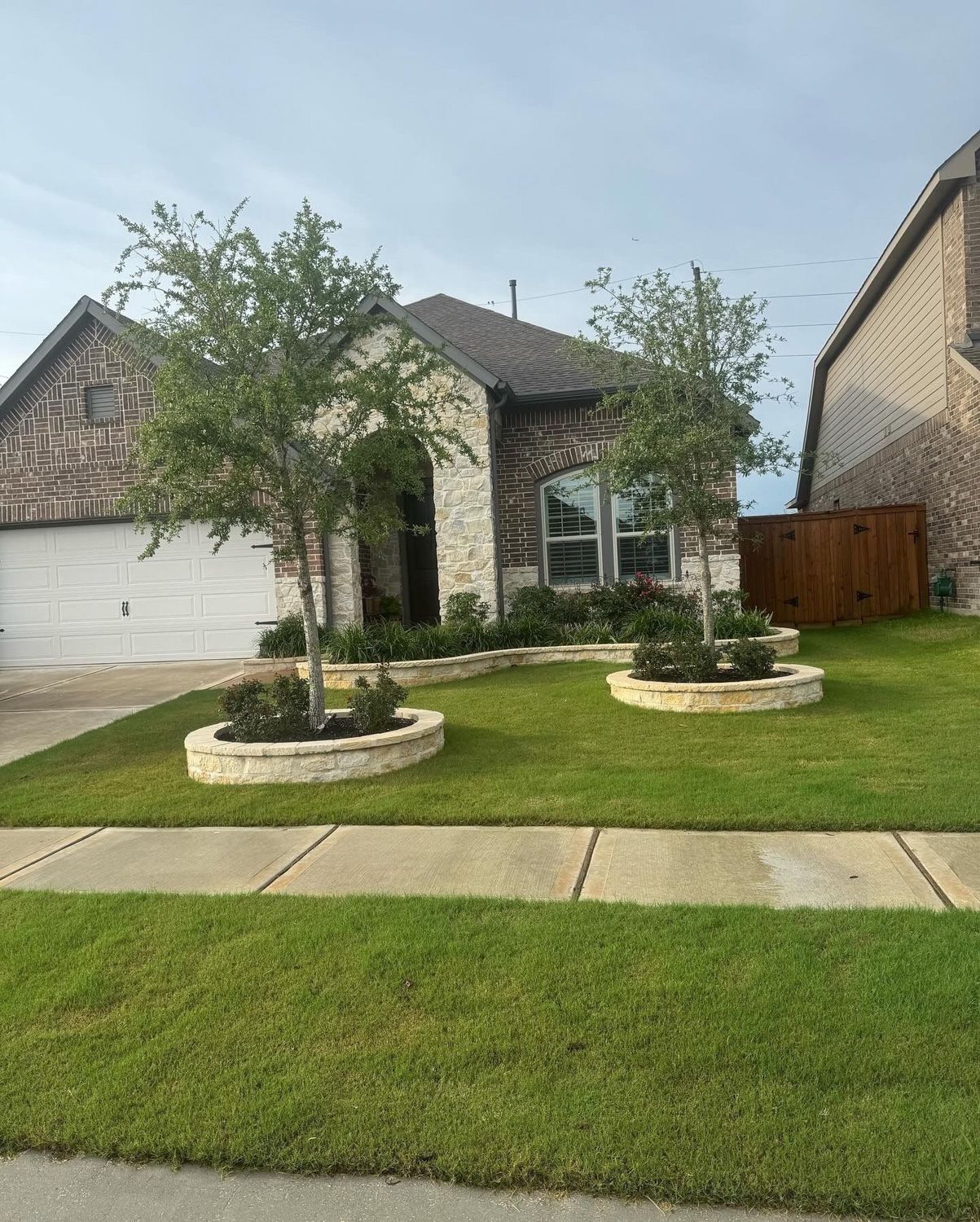 Bezuz-Lawn-and-Landscaping_Residential-Landscaping-in-Katy-TX-146
