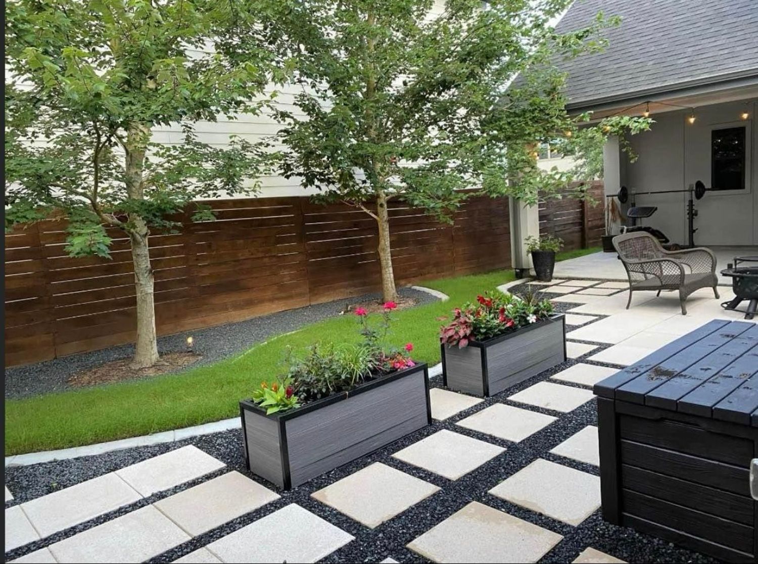 Bezuz-Lawn-and-Landscaping_Residential-Landscaping-in-Katy-TX-049