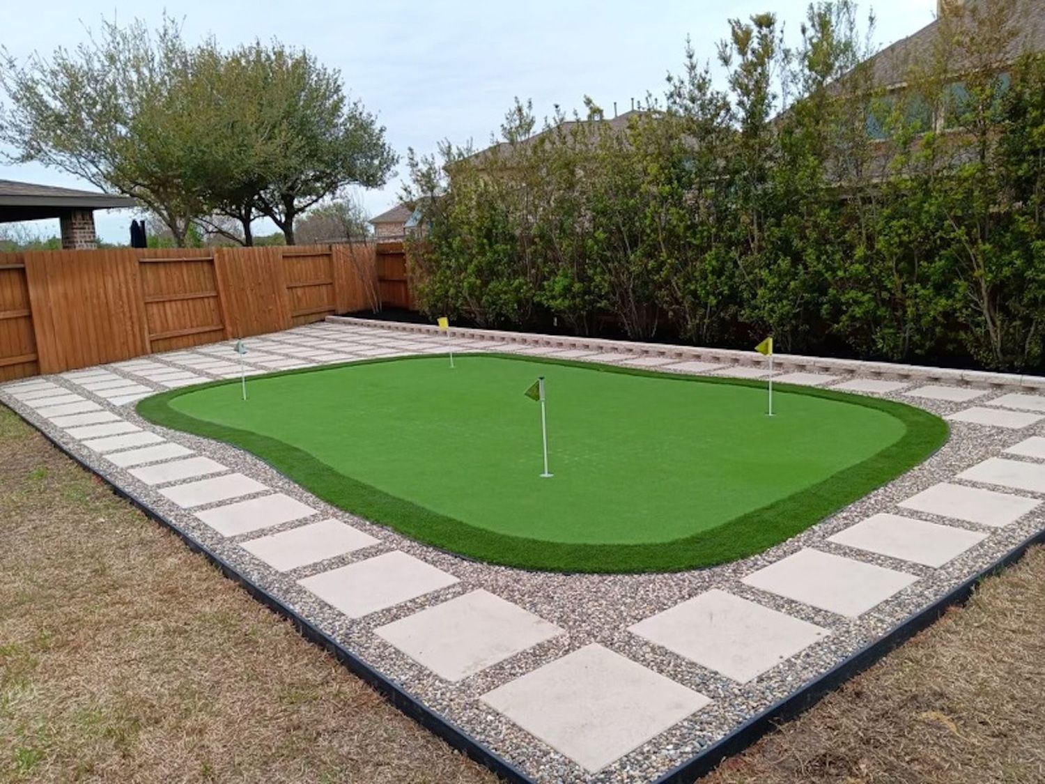 Bezuz-Lawn-and-Landscaping_Artificial-Turf-in-Katy-TX-21